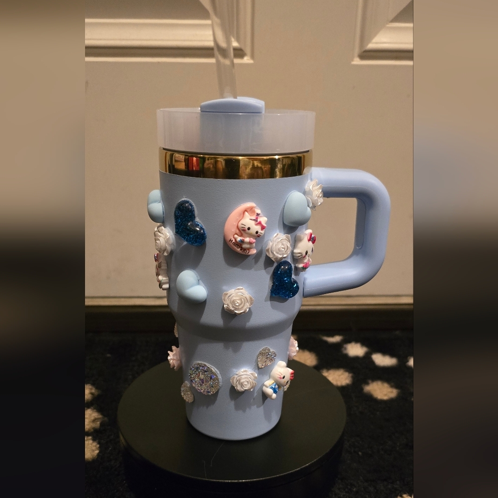 HELLO KITTY TUMBLER